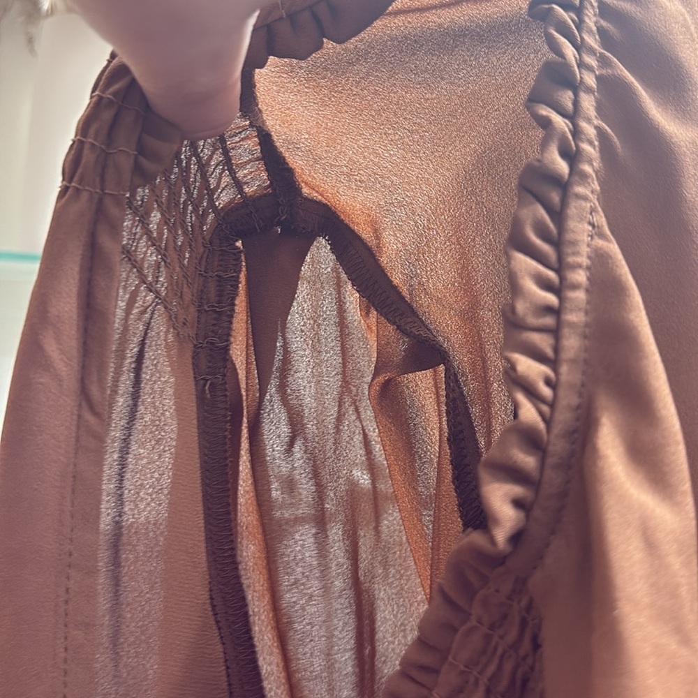 NWT Tahari Hazelnut Brown Long Sleeve Top Size M - Picture 7 of 11